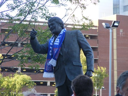 Sir Bobby's Statue