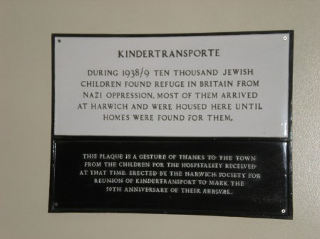 Kindertransport Plaque at Harwich