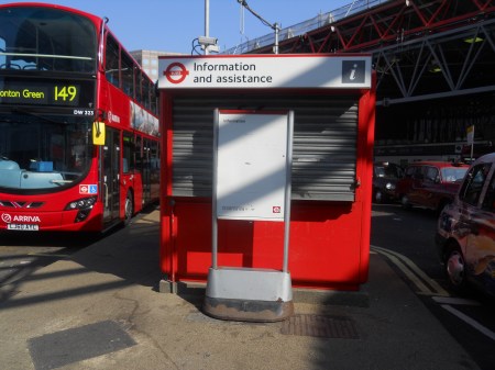 Closed Bus Information Kiosk at London Bridge