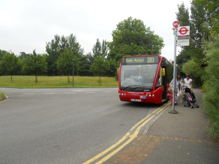 283 Bus at the London Wetland Centre