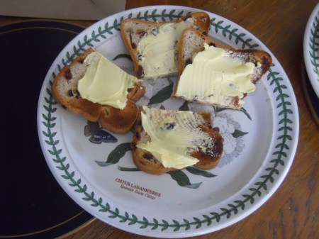 Gluten-Free Fish Fruit Toast