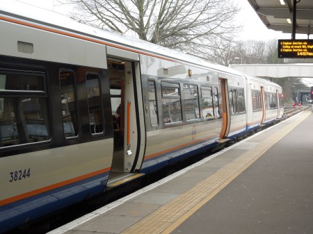 Class 378 At Highbury And Islington Station