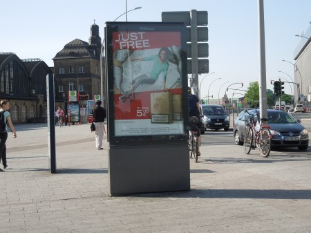 No Maps At Hamburg Station