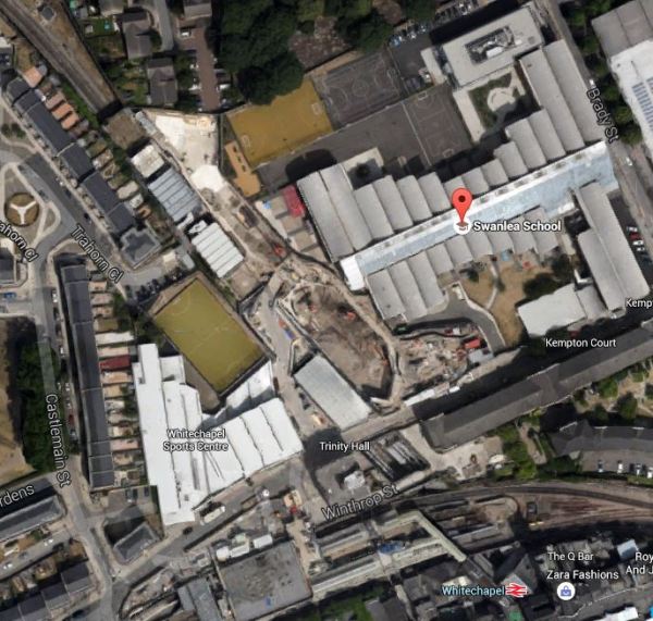 Swanlea School And Whitechapel Station