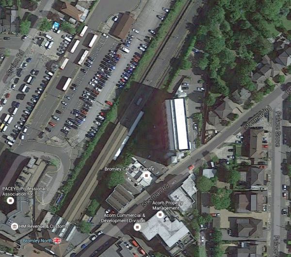 Bromley North Station
