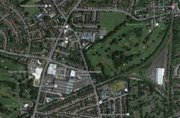 Between Fulwell and Strawberry Hill Stations